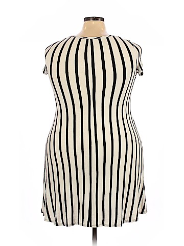 Pinc Premium Casual Dress (view 2)