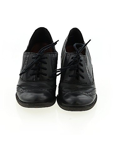 Bare Traps Heels (view 2)