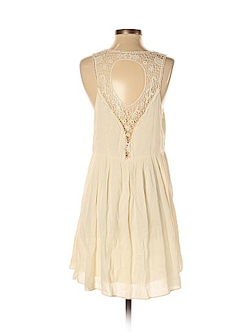 American Eagle Outfitters Casual Dress (view 2)