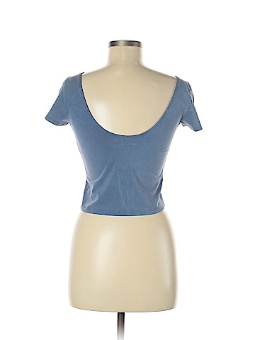 American Eagle Outfitters Short Sleeve Top (view 2)