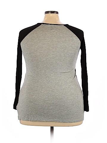 Forever 21 Long Sleeve T-Shirt (view 2)