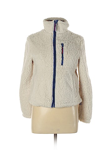 Garage Fleece (view 1)