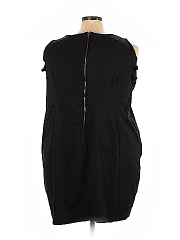 Old Navy Casual Dress (view 2)