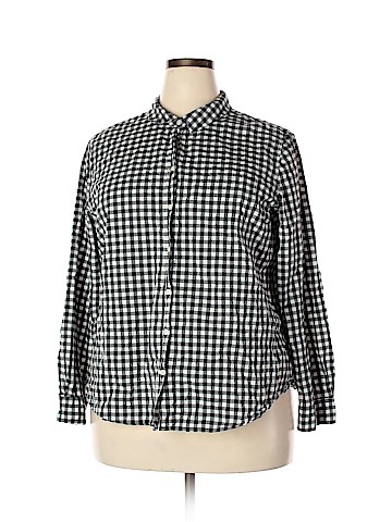 Old Navy Long Sleeve Button-Down Shirt (view 1)