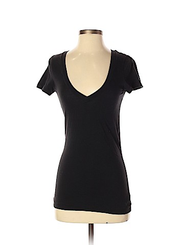 American Eagle Outfitters Short Sleeve T-Shirt (view 1)