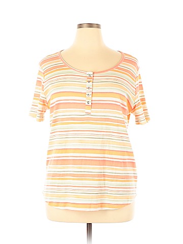 Croft & Barrow Short Sleeve Henley (view 1)