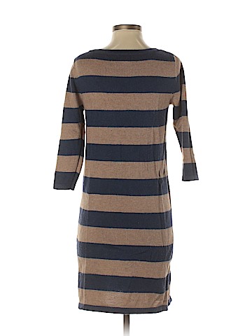 Old Navy Casual Dress (view 2)