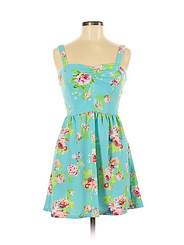 No Boundaries Casual Dress (view 1)