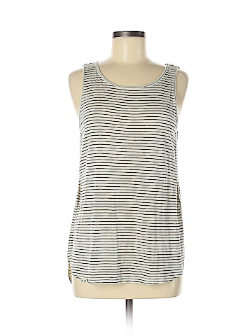 Mossimo Tank Top (view 1)
