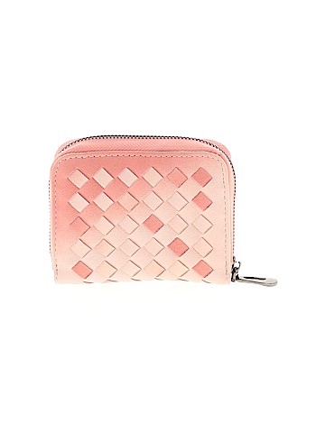 Unbranded Wallet (view 2)