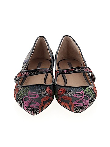 Tahari Flats (view 2)