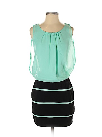 Emerald Sundae Casual Dress (view 1)
