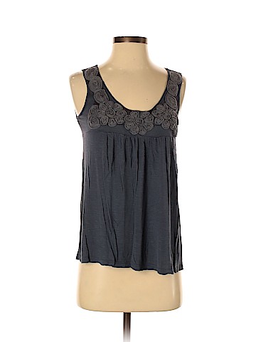 Oscar the Third Sleeveless Blouse (view 1)