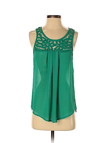 Eyeshadow Sleeveless Blouse (view 1)