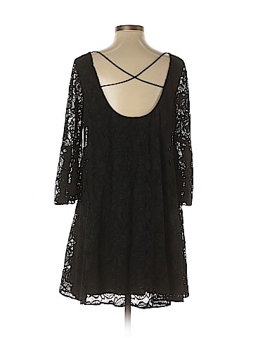 Badgley Mischka Casual Dress (view 2)
