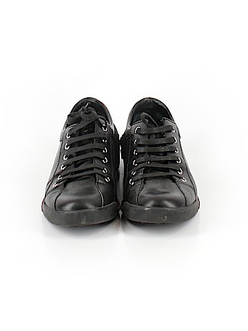 Gucci Sneakers (view 2)