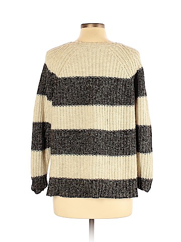 American Eagle Outfitters Pullover Sweater (view 2)