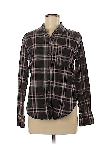 Hollister Long Sleeve Button-Down Shirt (view 1)