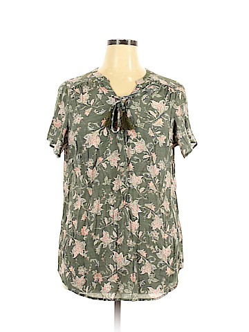 St. John's Bay Short Sleeve Blouse (view 1)