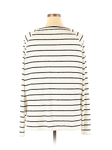 Old Navy Pullover Sweater (view 2)