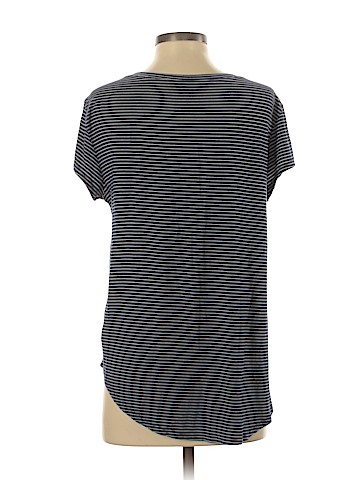 American Eagle Outfitters Short Sleeve T-Shirt (view 2)