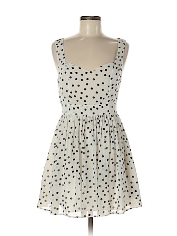 Forever 21 Casual Dress (view 1)