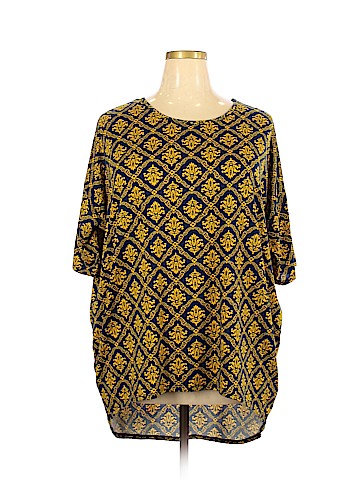 Lularoe Short Sleeve Top (view 1)