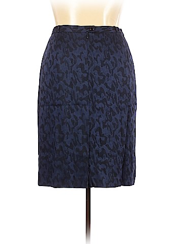 Givenchy En Plus Wool Skirt (view 2)