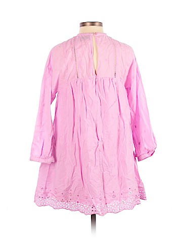 Urban Outfitters Casual Dress (view 2)