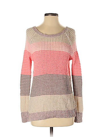 American Eagle Outfitters Pullover Sweater (view 1)