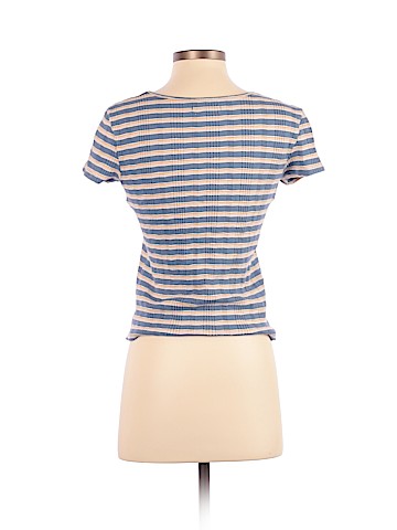 American Eagle Outfitters Short Sleeve T-Shirt (view 2)