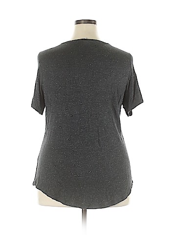 Old Navy Short Sleeve T-Shirt (view 2)