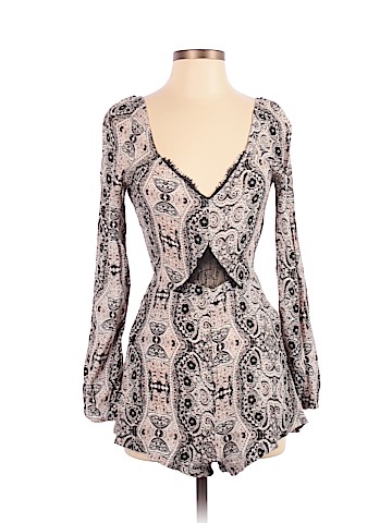 Kendall & Kylie Romper (view 1)