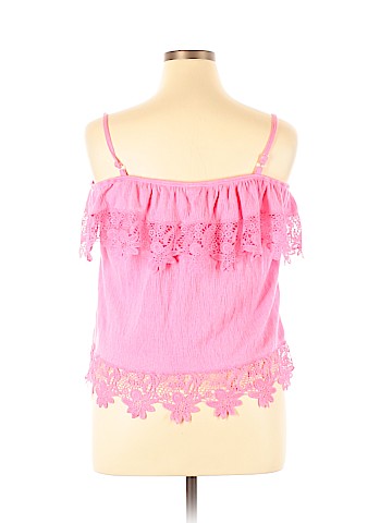 No Boundaries Short Sleeve Top (view 2)