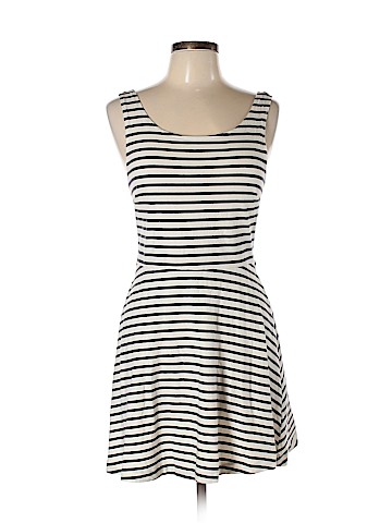 American Eagle Outfitters Casual Dress (view 1)