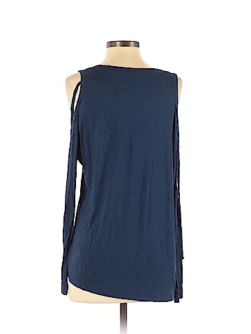 Torrid 3/4 Sleeve Top (view 2)