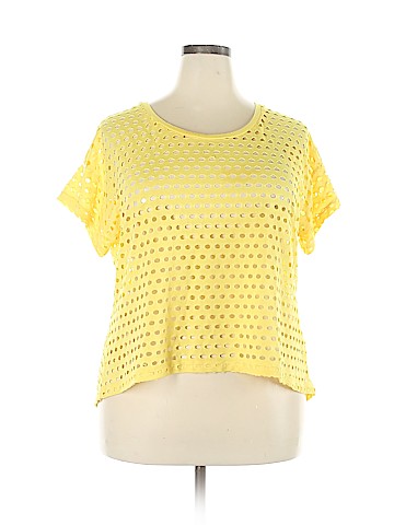 Cato Short Sleeve Top (view 1)