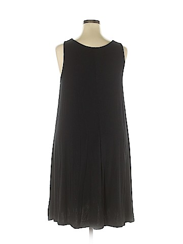 Old Navy Casual Dress (view 2)