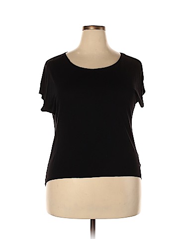 Gap Short Sleeve T-Shirt (view 1)