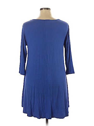 Assorted Brands 3/4 Sleeve T-Shirt (view 2)