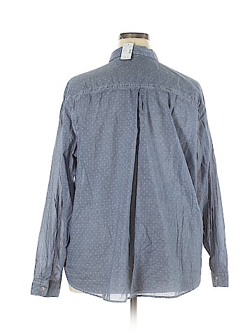 Maurices Long Sleeve Button-Down Shirt (view 2)
