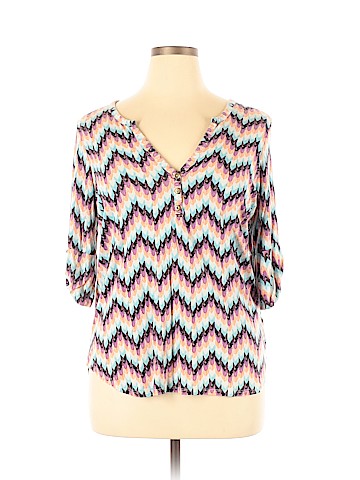 Pixley 3/4 Sleeve Top (view 1)