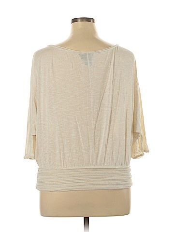 Max Edition 3/4 Sleeve Top (view 2)