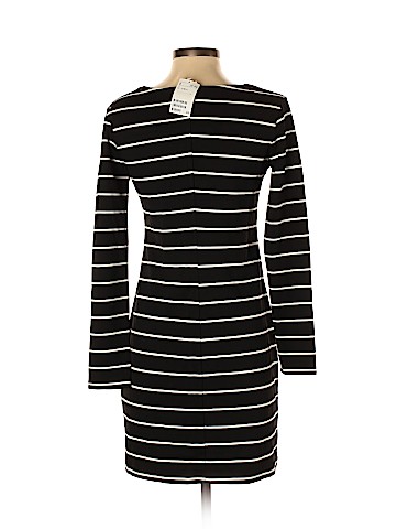 H&M Casual Dress (view 2)