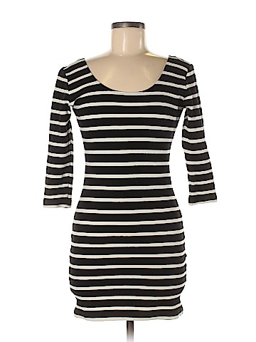 Forever 21 Casual Dress (view 1)