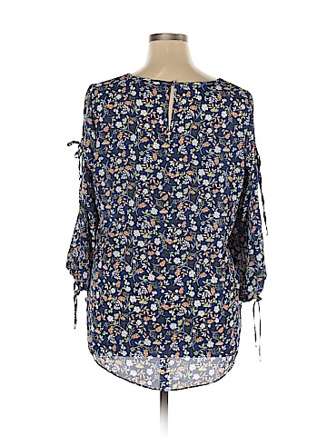 Rose & Olive 3/4 Sleeve Blouse (view 2)