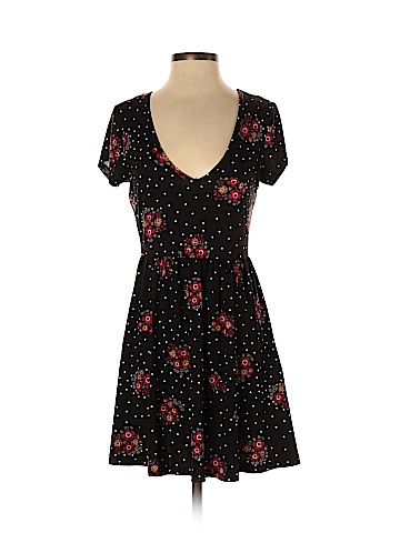 Forever 21 Casual Dress (view 1)