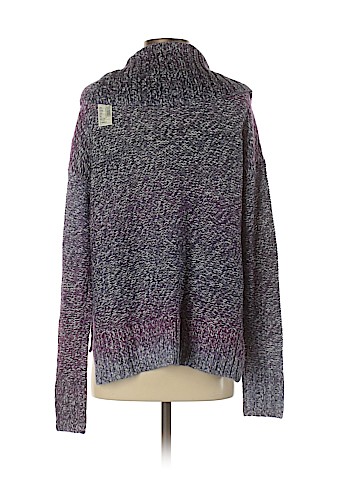 American Eagle Outfitters Pullover Sweater (view 2)