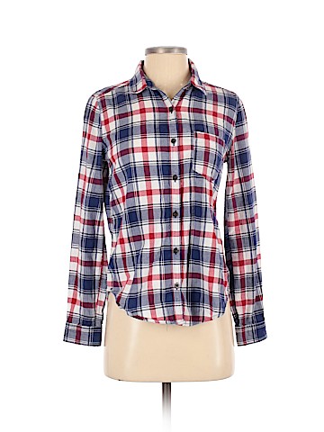 Forever 21 Long Sleeve Button-Down Shirt (view 1)