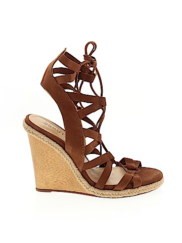 Schutz Wedges (view 1)